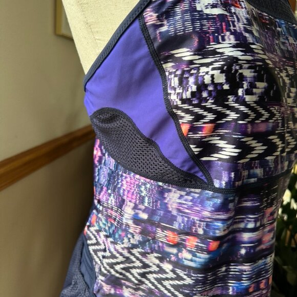 Athleta Sport Tank, Blue and Multi, Built in Support, XL, Excellent Condition - Picture 9 of 11